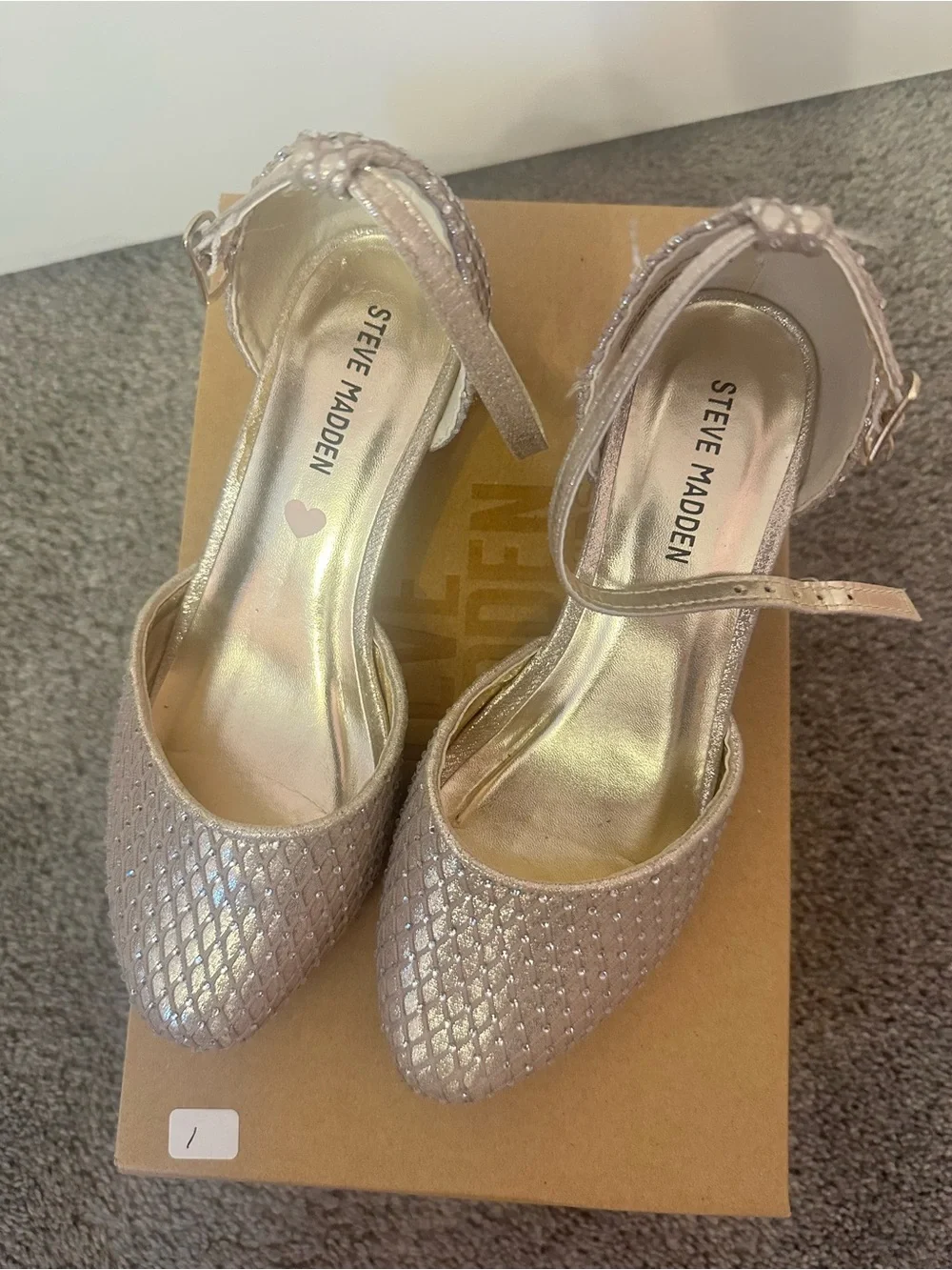Steve Madden Gold Mesh Textured Block Heel